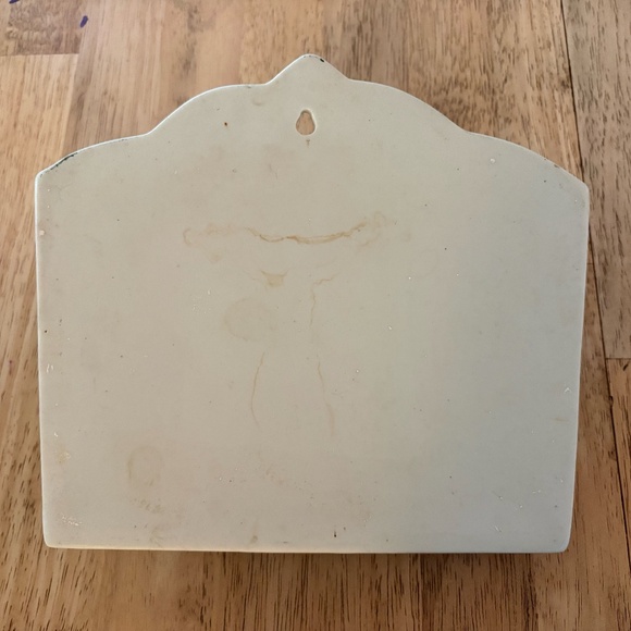 Porcelain Chinoiserie Blue and White Envelope Shaped Wall Pocket - Picture 3 of 4